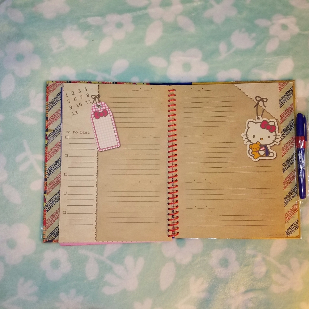 Hello Kitty journal - Picture 4 of 8